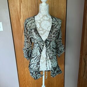 NWT sheer tie front top from Joolay. Size large